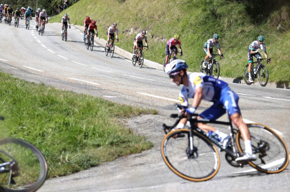Roglic, nuevo líder del Tour de Francia tras la novena etapa