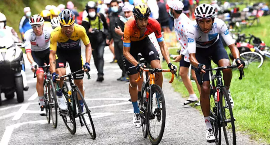 Egan Bernal durante la etapa 9 del Tour de Francia.