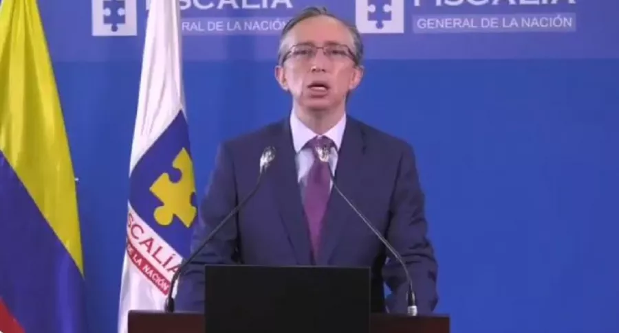 Fiscal Gabriel Jaimes, en rueda de prensa en la Fiscalía, dice que no está impedido para investigar a Álvaro Uribe