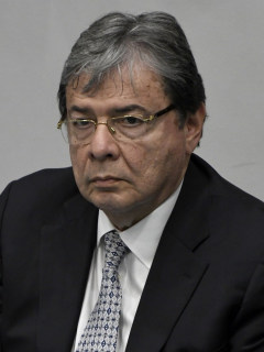 El ministro de Defensa, Carlos Holmes Trujillo, que será sometido a moción de censura por presencia de militares estadounidenses en Colombia.