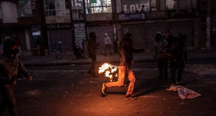 Imagen de los disturbios contra Policía en Bogotá por muerte de Javier Ordóñez