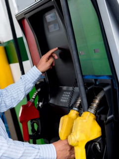 El Ministerio de Minas y Energía publicó los precios de los combustibles que regirán desde este viernes 10 de septiembre. Tabla de precios de combustibles.