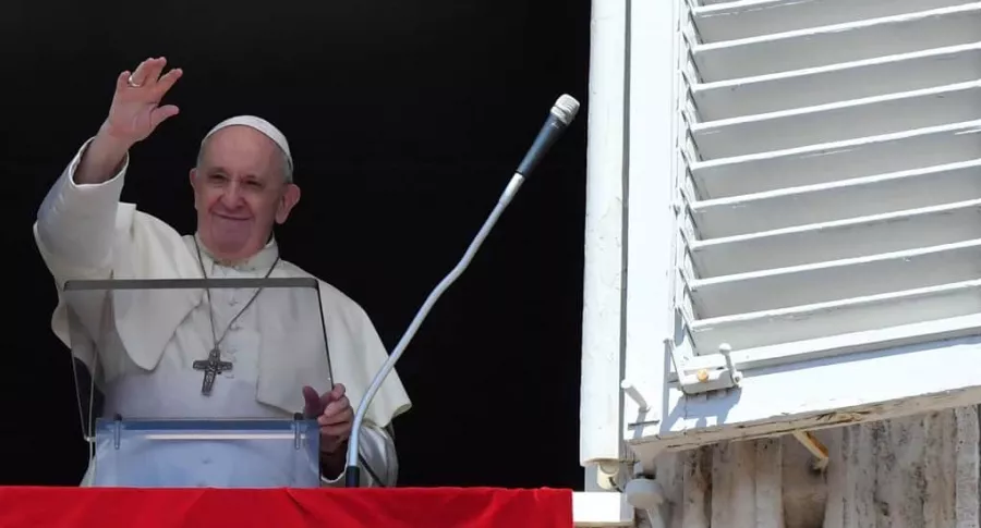 Papa Francisco, quien habló de los placeres sexuales y culinarios