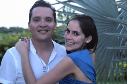 Foto de Diego Pulecio y Linda Palma, que en varias ocasiones le sugirió a su novio que la dejara debido a su enfermedad.