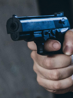 Imagen de una pistola que ilustra el asesinato de dos mineros, en Cáceres, Antioquia