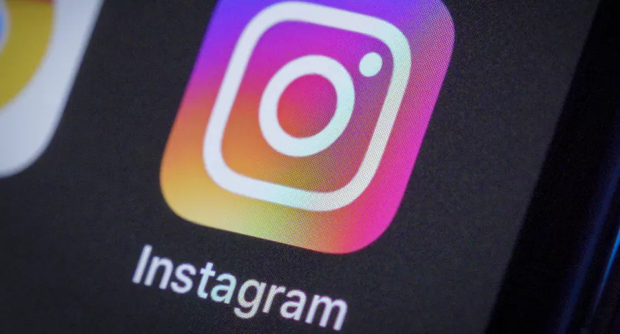 Logotipo de Instagram, aplicación que podría empezar a cobrar por agregar enlaces a las descripciones de las publicaciones