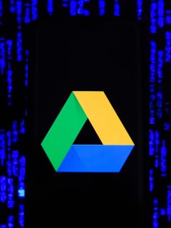 Logotipo de Google Drive, plataforma que borrará los archivos de la papelera a los 30 días