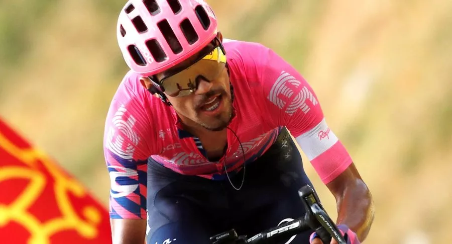 Colombiano Daniel Felipe Martínez podría pasar al Ineos.  En la forto, el colombiano corriendo en el Tour de Francia 2020.