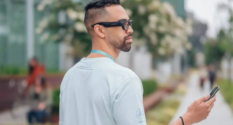 Gafas de realidad aumentada que lanzará Facebook en 2021
