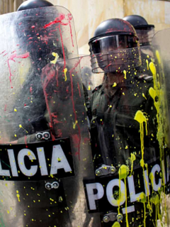 Policía de Colombia debe reformase, dice The Economist.