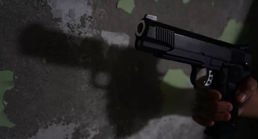 Imagen de una pistola, que ilustra el asesinato de un vendedor ambulante, en Risaralda