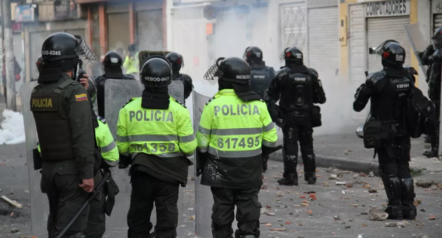 Veeduría propone reformas a la Policía. Protestas en Bogotá.