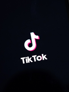 Imagen de la red social Tik Tok, que bloqueó una cuenta que era de pedofilía