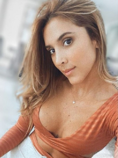 Selfis de Harold Jiménez y Daniela Ospina, quien recibió una sorpresa de cumpleaños de su novio.