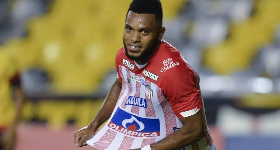 Miguel Borja, jugador del Junior de Barranquilla, equipo que enfrentará este martes a Independiente del Valle en Copa Libertadores