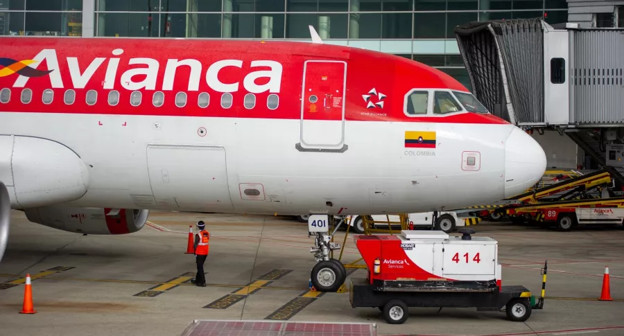 Avión de Avianca para representar el préstamo que hará el Gobierno colombiano a la aerolínea.