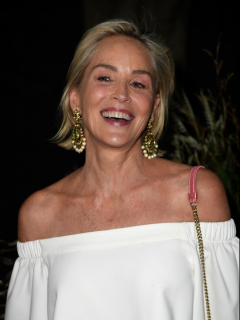 Sharon Stone en el aniversario número 100 de Women's Suffrage Gala, en 2019, un año antes de confesar quién es el actor que le ha dado el mejor beso.