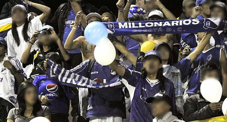 Hinchas de Millonarios durante un partido de su equipo. Imagen de referencia.