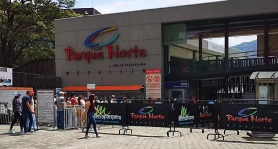 Fachada de Parque Norte de Medellín, que reabrió sus puertas después de 6 meses