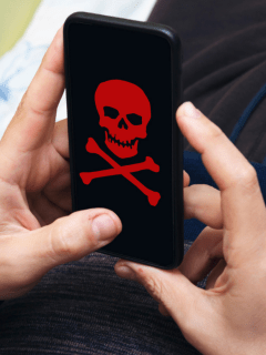 Celular con virus, imagen ilustrativa.