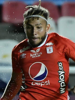 Duván Vergara jugando con el América, quien contrajo coronavirus antes del partido contra Internacional en Copa Libertadores