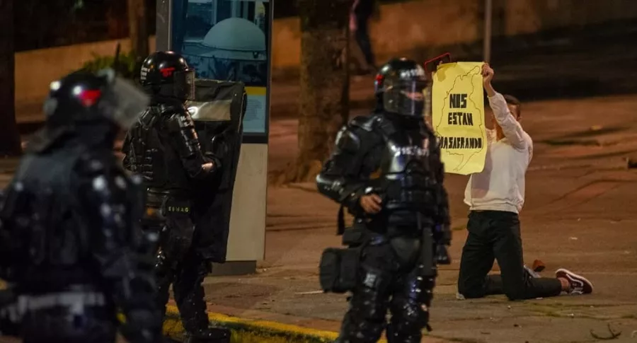 Protestas por la muerte de Javier Ordóñez en Bogotá. El investigador del caso recibiò amenazas.