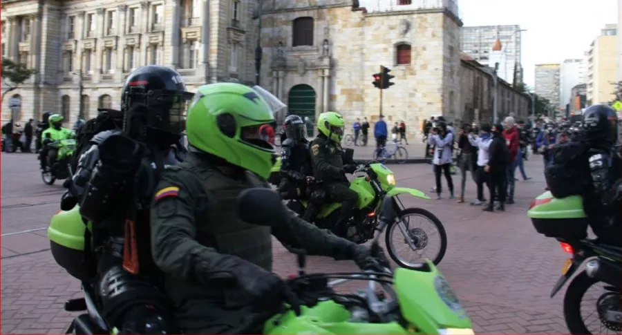 Agentes del Esmad recibirán motos nuevas ya que, hasta ahora, son transportados en las de la Policía de vigilancia 