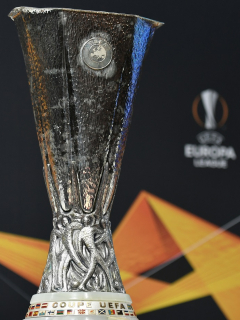 Trofeo de la Liga de Europa, cuyos grupos ya fueron sorteados.