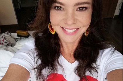 Selfi de Natasha Klauss, actriz de 'Pasión de gavilanes' que dejó dudas de si tiene nuevo novio, en Instagram.