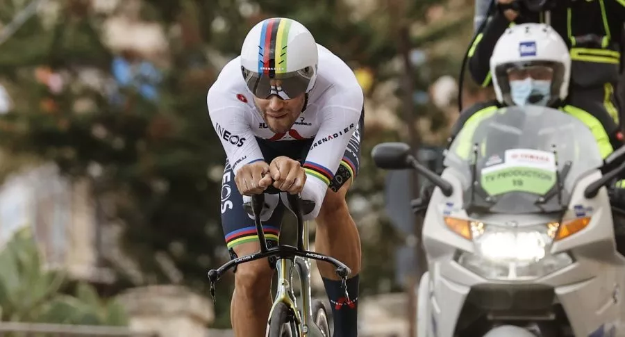 Filippo Ganna, ganador de la etapa 1 del Giro de Italia, clasificación general