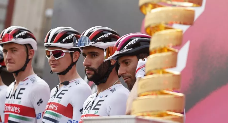 Fernando Gaviria en la etapa 4 del Giro de Italia, en vuvo y en directo