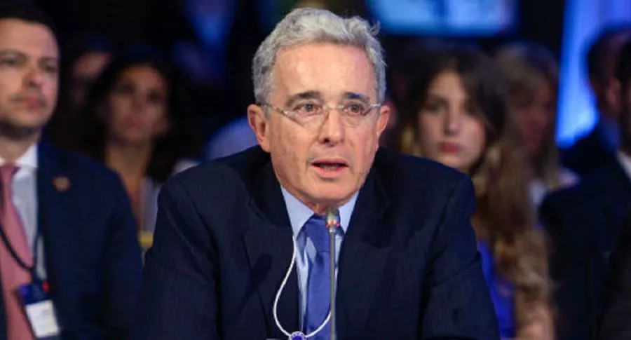 Imagen de Álvaro Uribe, a propósito del caso judicial que ha enfrentado en los últimos años.