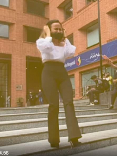 Emotiva pedida de mano de novio a periodista de La W.