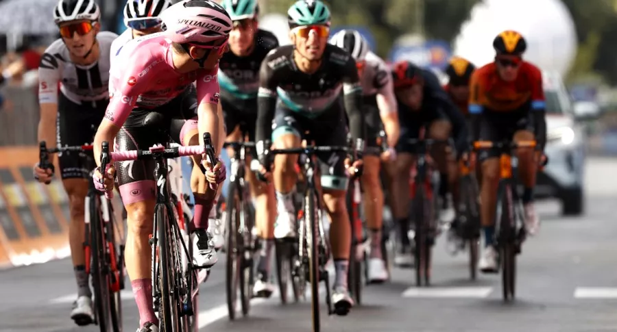 Giro de Italia se corrió sin Michelton-Scott y Jumbo-Visma.