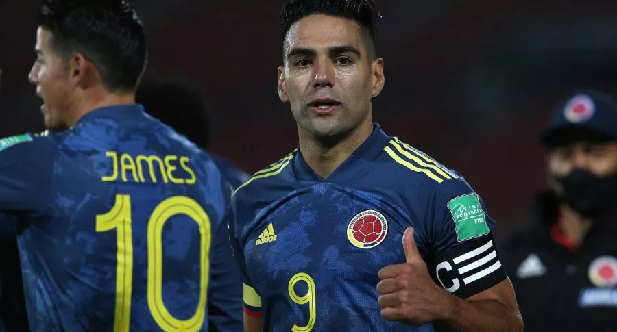 Falcao García celebrando su gol en el empate 2-2 contra Chile en Eliminatorias