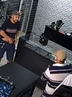Un comerciante en Brasil mató a tres ladrones luego de que intentaran robar su establecimiento de ropa.