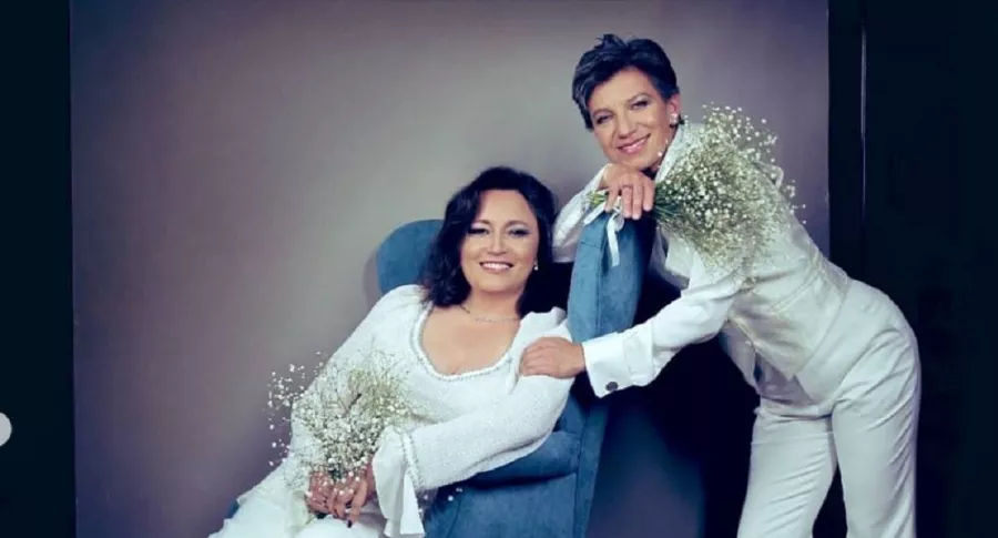 Boda de Angélica Lozano y Claudia López. La senadora mantiene su investidura porque ese matrimonio no se lo impide.