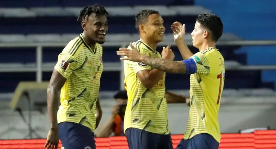 Jugadores de Selección Colombia celebrando su victoria contra Venezuela, fecha y hora confirmadas del Colombia vs. Uruguay de Eliminatorias