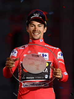 Primoz Roglic celebrando su título de la Vuelta a España 2019, uno de los favoritos de la Vuelta a España 2020