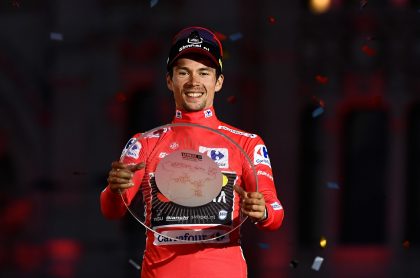 Primoz Roglic celebrando su título de la Vuelta a España 2019, uno de los favoritos de la Vuelta a España 2020