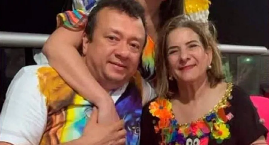 Eduardo Pulgar y Margarita Cabello en una fiesta. Eduardo Pulgar sería investigado por la procuradora, su amiga.