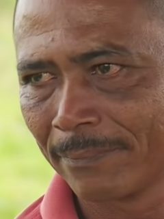 Manuel Oviedo, campesino al que le cercaron los caminos para entrar o salir de las tierras que le restituyeron.