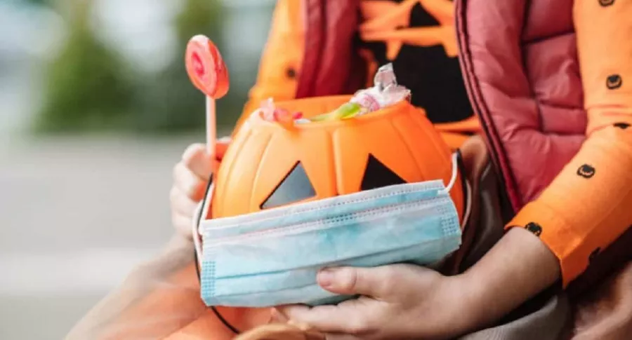 Imagen alusiva al Halloween, fecha en la se prohíben fiestas y llevar niños a pedir dulces en la calle 
