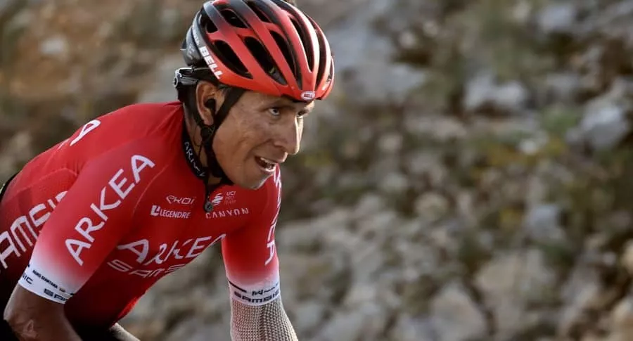 Nairo Quintana en el Tour de Francia, quien se operará las dos rodillas por rotura de cartílagos