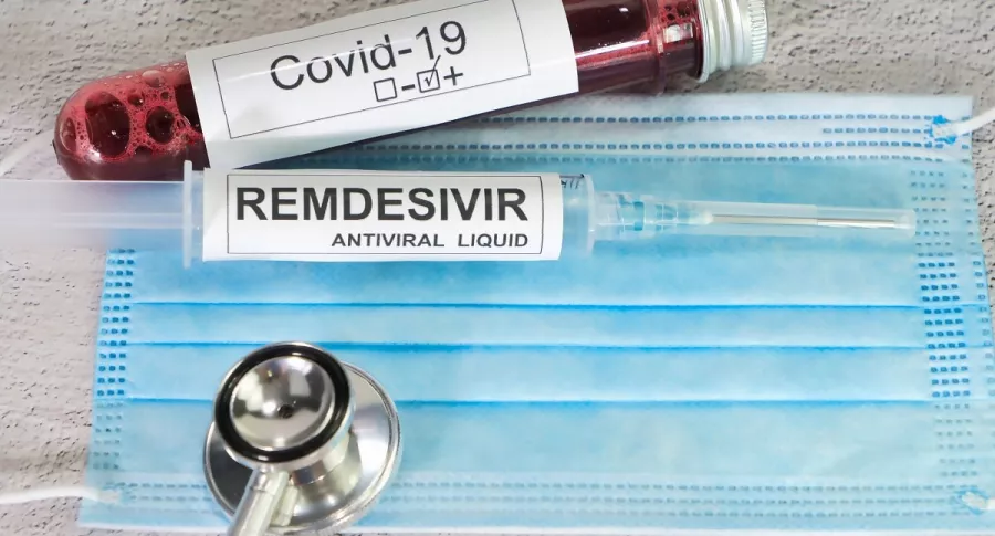 Remdesivir recibió aval pleno de la FDA para tratar el COVID-19.