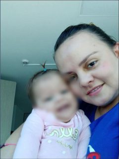 La madre dijo que su bebé murió en un hospital en Bogotá, el jueves en la tarde, esperando el medicamento
