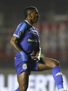Johan Arango jugó con Binacional de Perú contra Sao Paulo, por la Copa Libertadores.