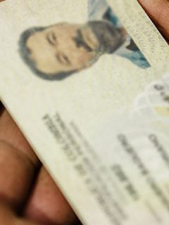 Imagen de cédula colombiana para ilustrar nota sobre cuándo comenzará a regir la cédula digital