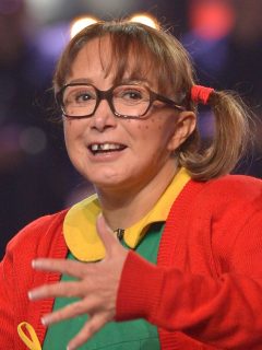 María Antonieta de las Nieves, 'la Chilindrina', en 'Mira quien baila' en 2012, ilustra nota de los millonarios patrimonios de los actores de 'El Chavo del 8'.