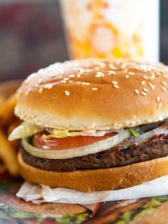 Una hamburguesa de Burger King, a propósito del llamado a sus clientes para que le compren a la competencia.